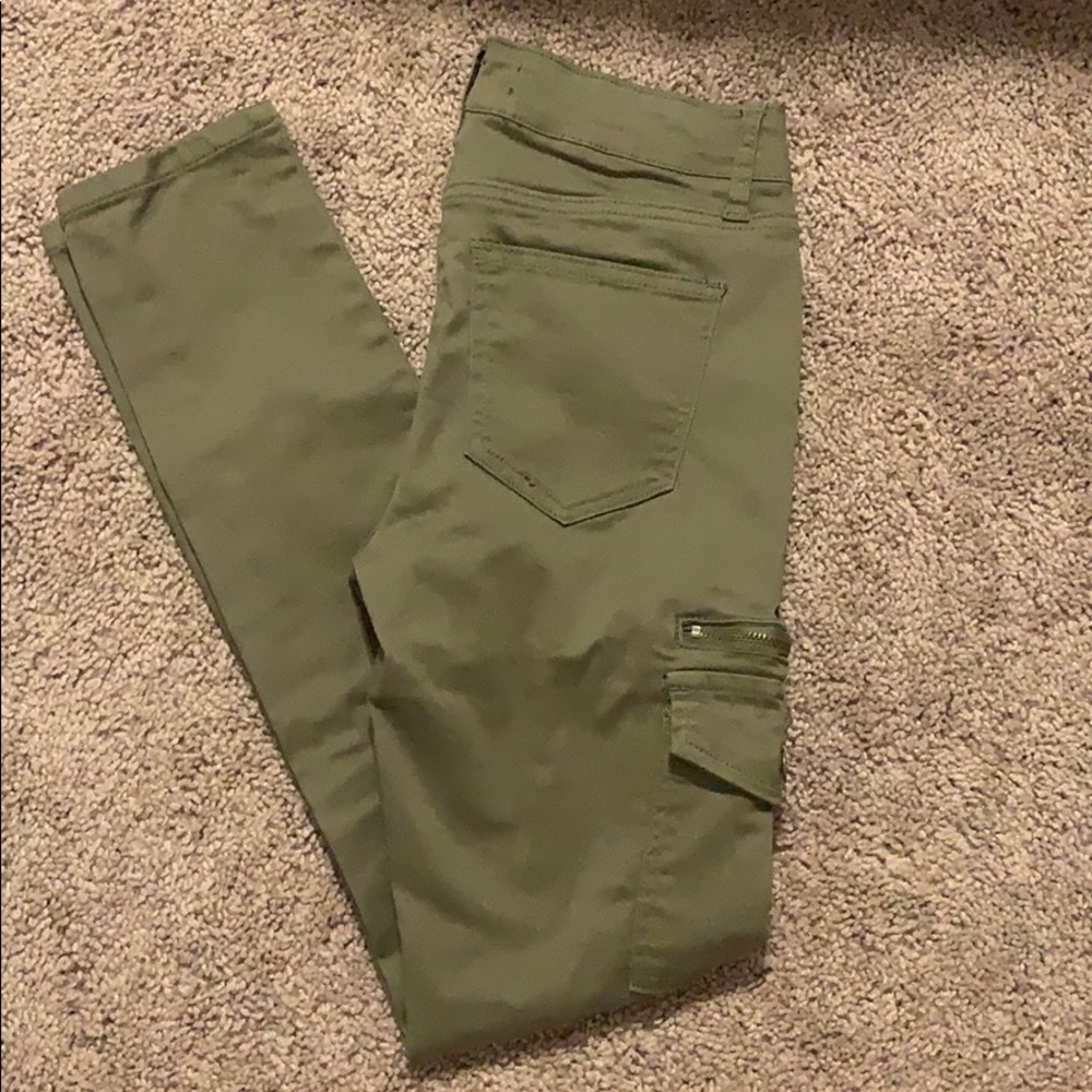 Olive Green Cargo Pants!